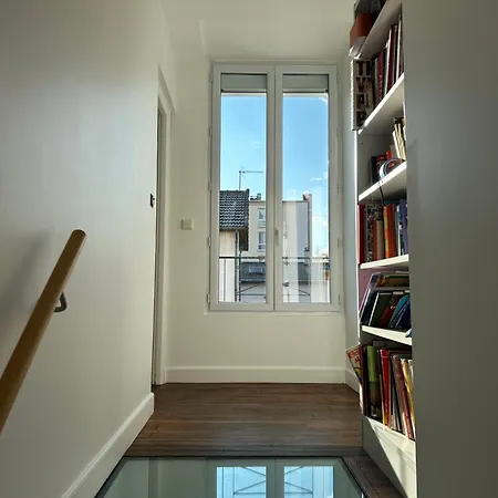 Your Own In Colombes La Defense *